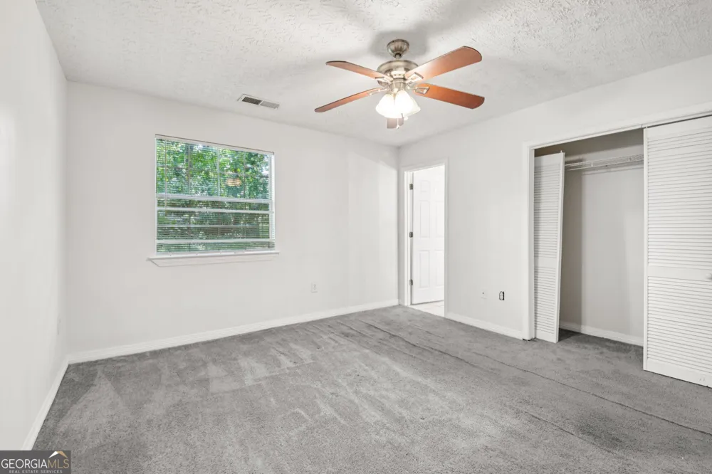 103 N Circle DR Ellenwood, GA 30294