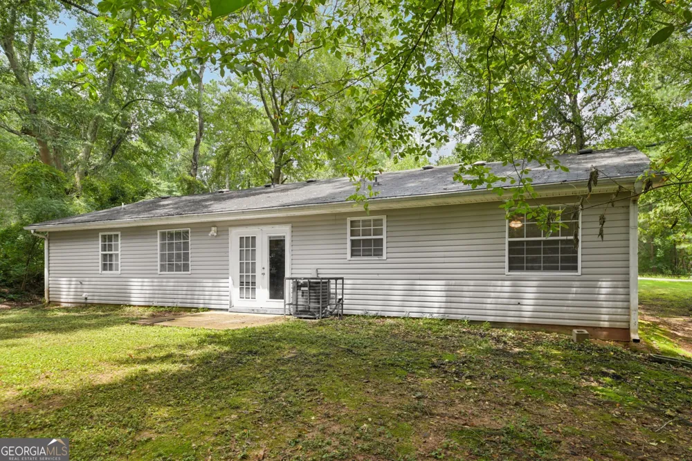 103 N Circle DR Ellenwood, GA 30294