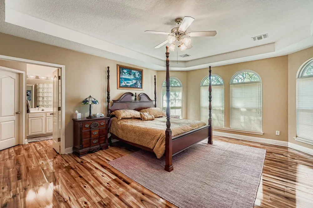 900 Wayside Drive Wimberley, TX 78676