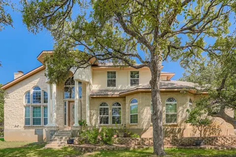 900 Wayside Drive