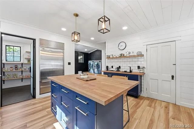 937 E Costilla Street Colorado Springs, CO 80903