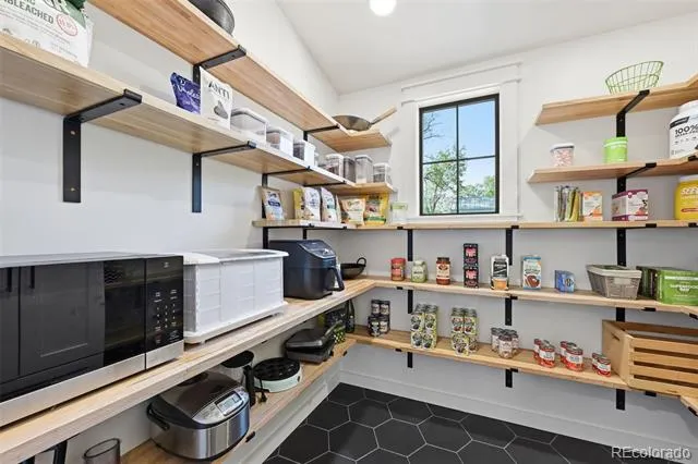 937 E Costilla Street Colorado Springs, CO 80903