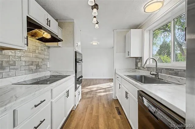 4323 Eastcrest Circle Colorado Springs, CO 80916