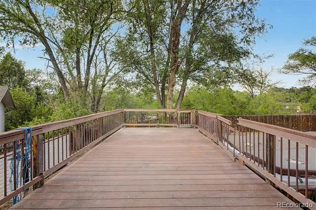 4323 Eastcrest Circle Colorado Springs, CO 80916