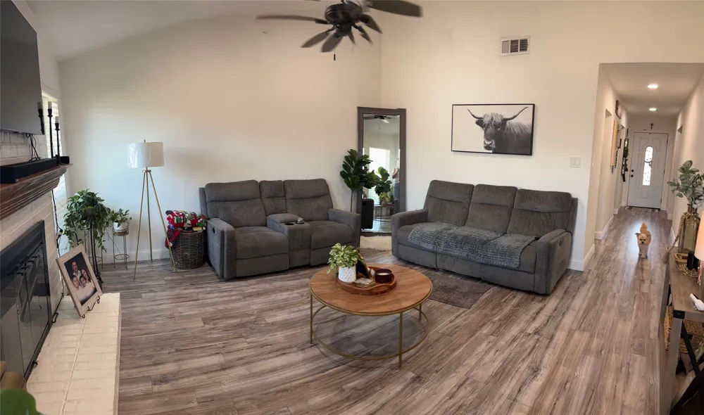 2803 Eagle Pass Mesquite, TX 75150