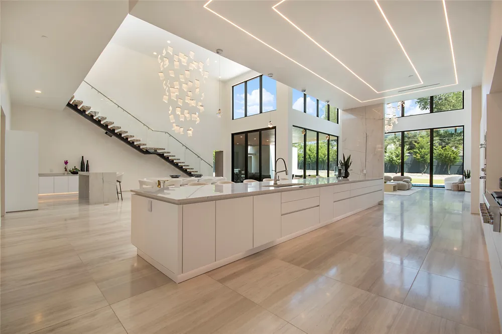 4625 Walnut Hill Lane Dallas, TX 75229