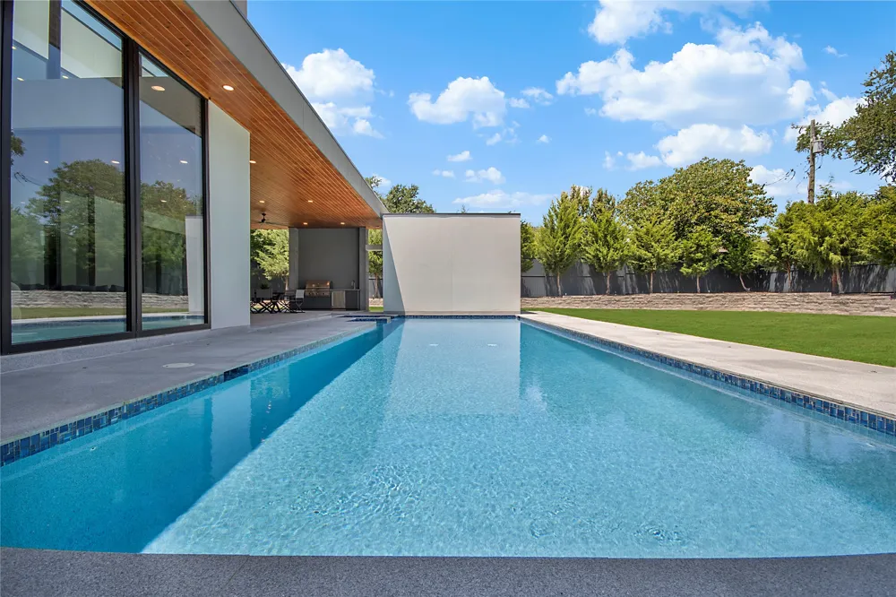 4625 Walnut Hill Lane Dallas, TX 75229