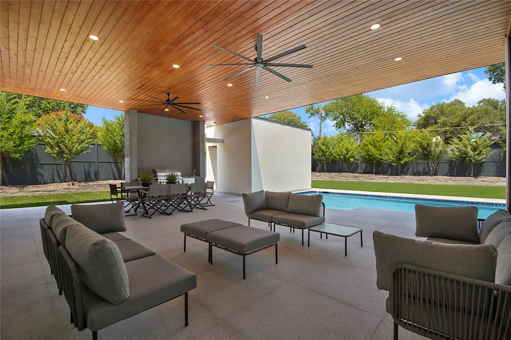 4625 Walnut Hill Lane Dallas, TX 75229