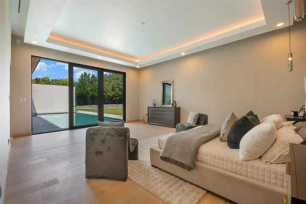 4625 Walnut Hill Lane Dallas, TX 75229