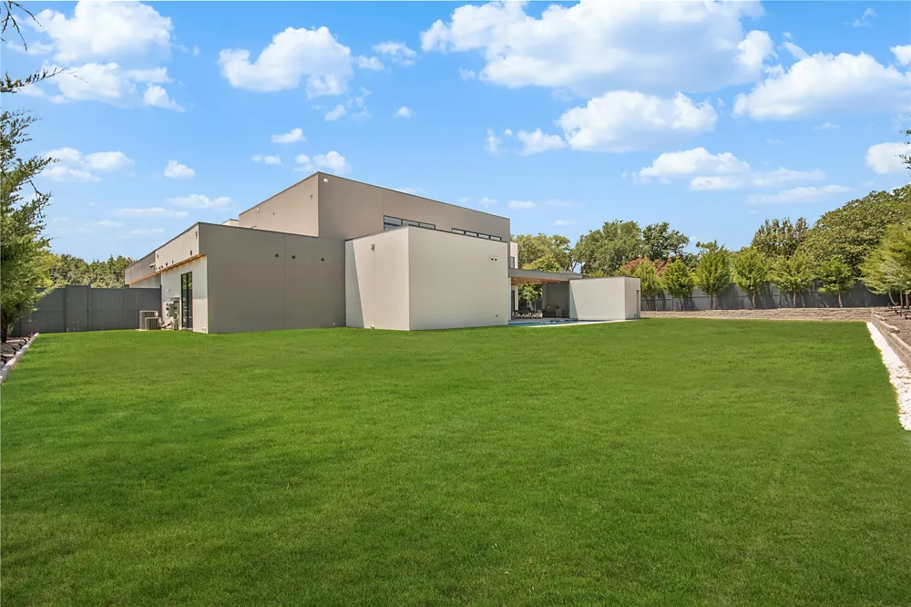 4625 Walnut Hill Lane Dallas, TX 75229