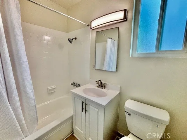 12425 Harris #A Lynwood, CA 90262
