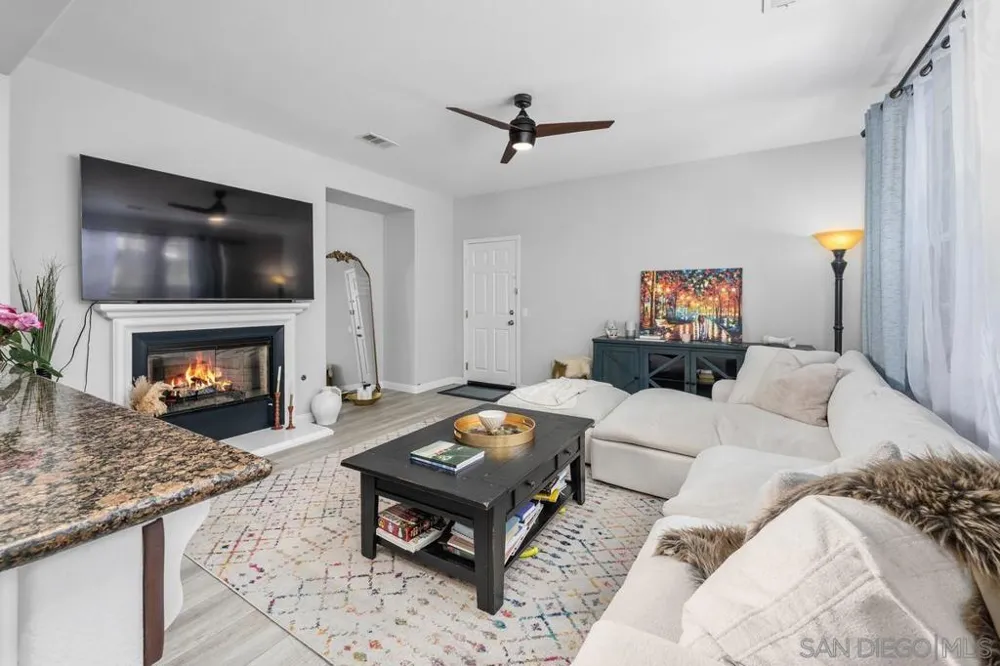 15710 Kristen Glen San Diego, CA 92127