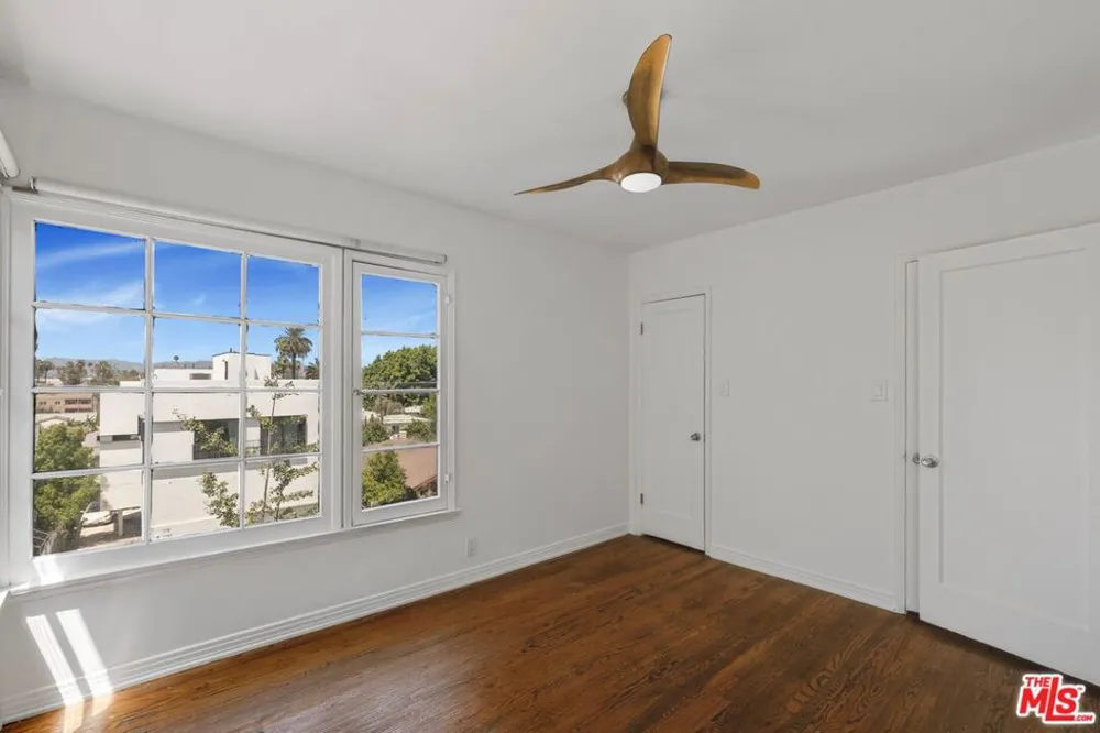 120 S Coronado Street Los Angeles, CA 90057