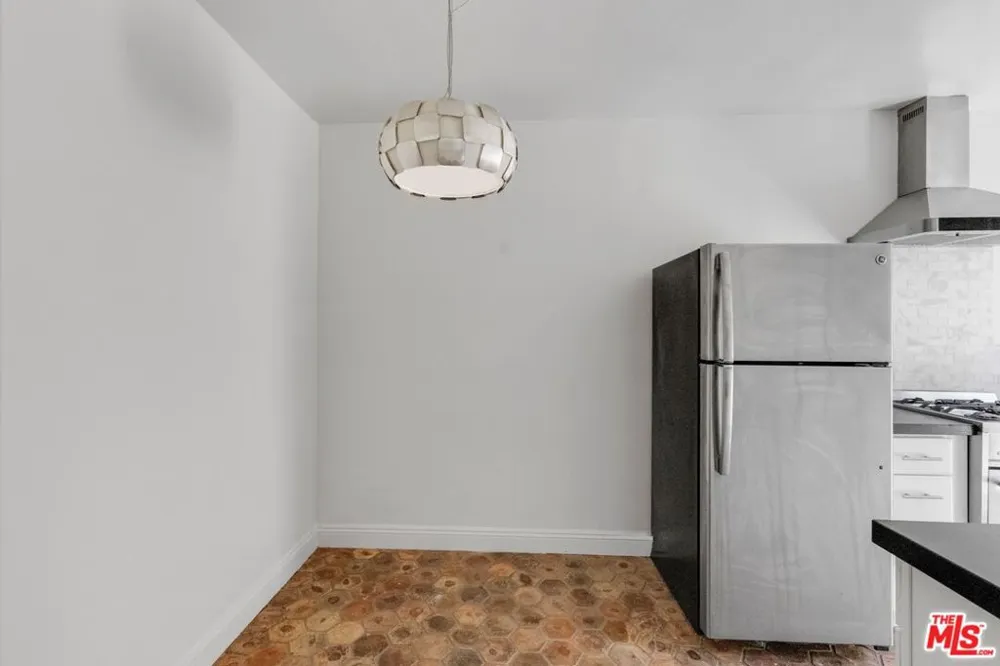 120 S Coronado Street Los Angeles, CA 90057