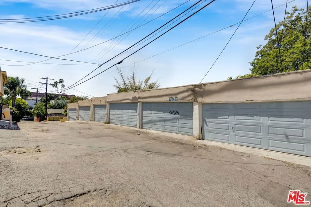 120 S Coronado Street Los Angeles, CA 90057