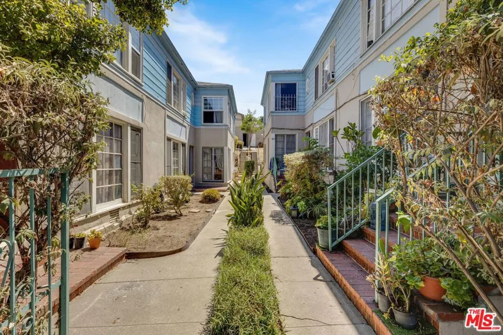 120 S Coronado Street Los Angeles, CA 90057