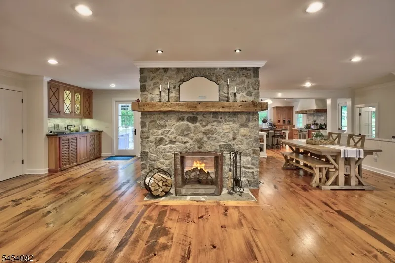 119 W Valley Brook Rd Washington, NJ 07830