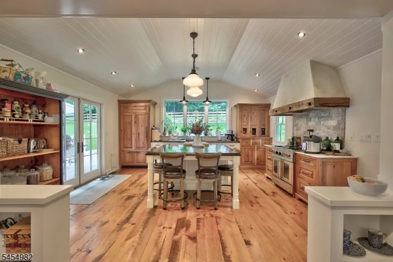 119 W Valley Brook Rd Washington, NJ 07830