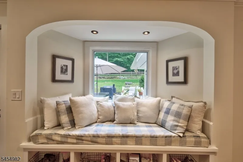 119 W Valley Brook Rd Washington, NJ 07830