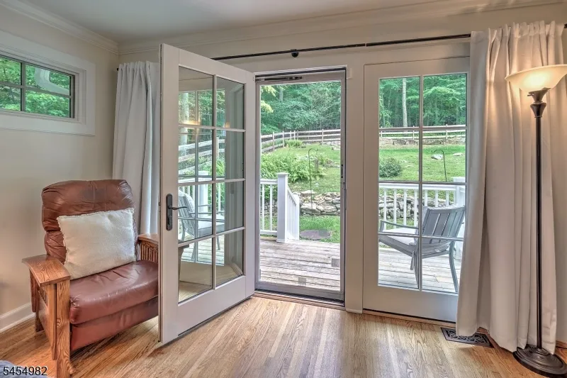 119 W Valley Brook Rd Washington, NJ 07830