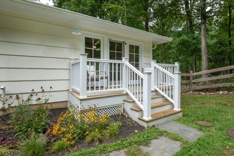 119 W Valley Brook Rd Washington, NJ 07830