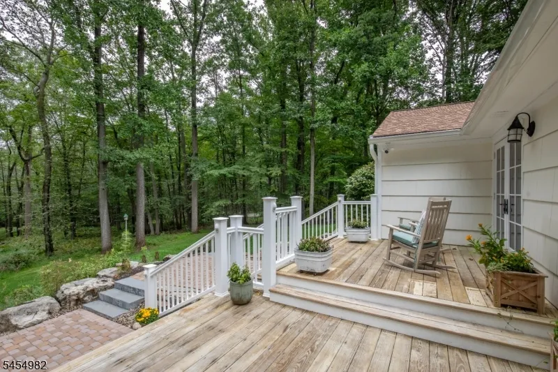 119 W Valley Brook Rd Washington, NJ 07830