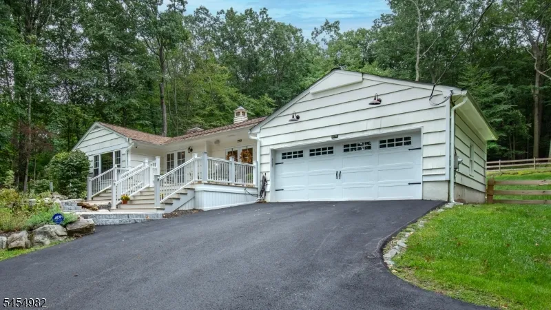 119 W Valley Brook Rd Washington, NJ 07830
