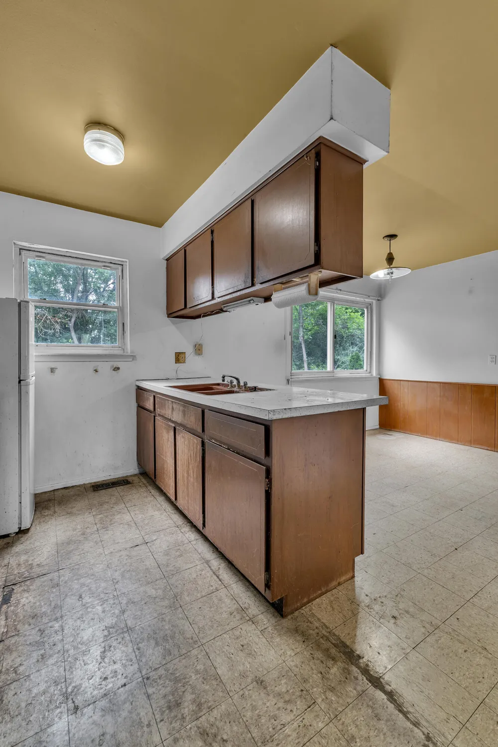 2267 Pontiac Trail Ann Arbor, MI 48105