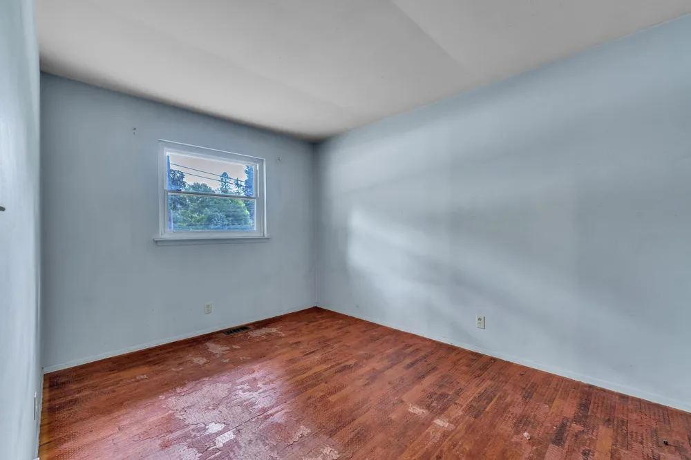 2267 Pontiac Trail Ann Arbor, MI 48105