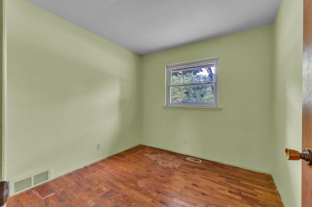 2267 Pontiac Trail Ann Arbor, MI 48105