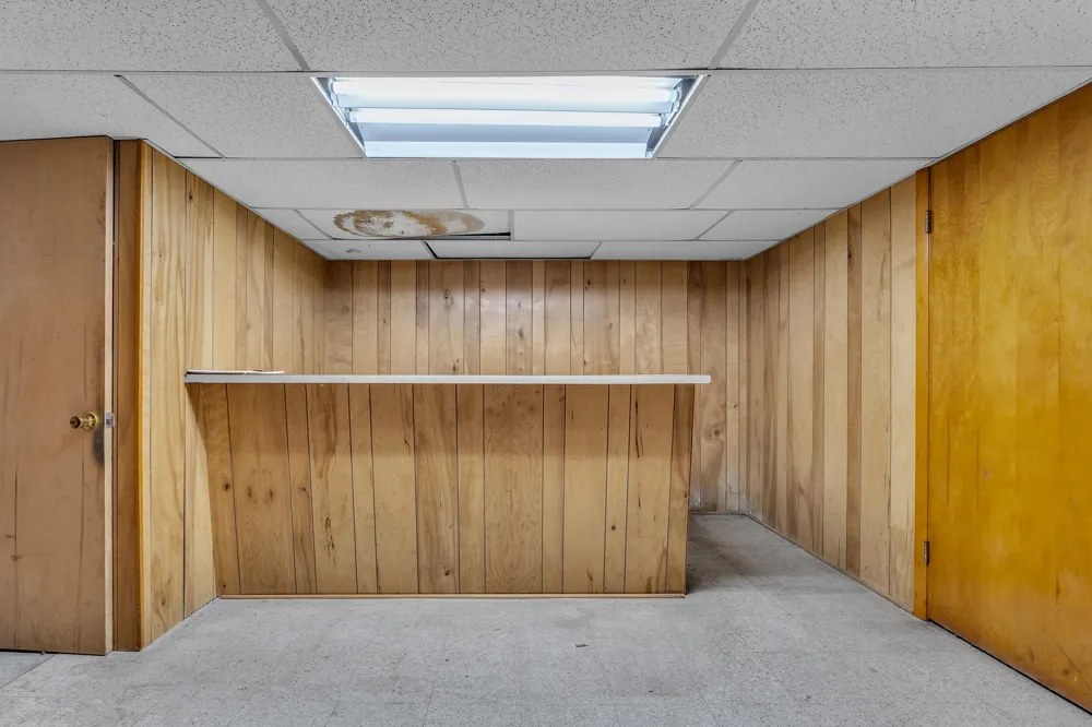 2267 Pontiac Trail Ann Arbor, MI 48105