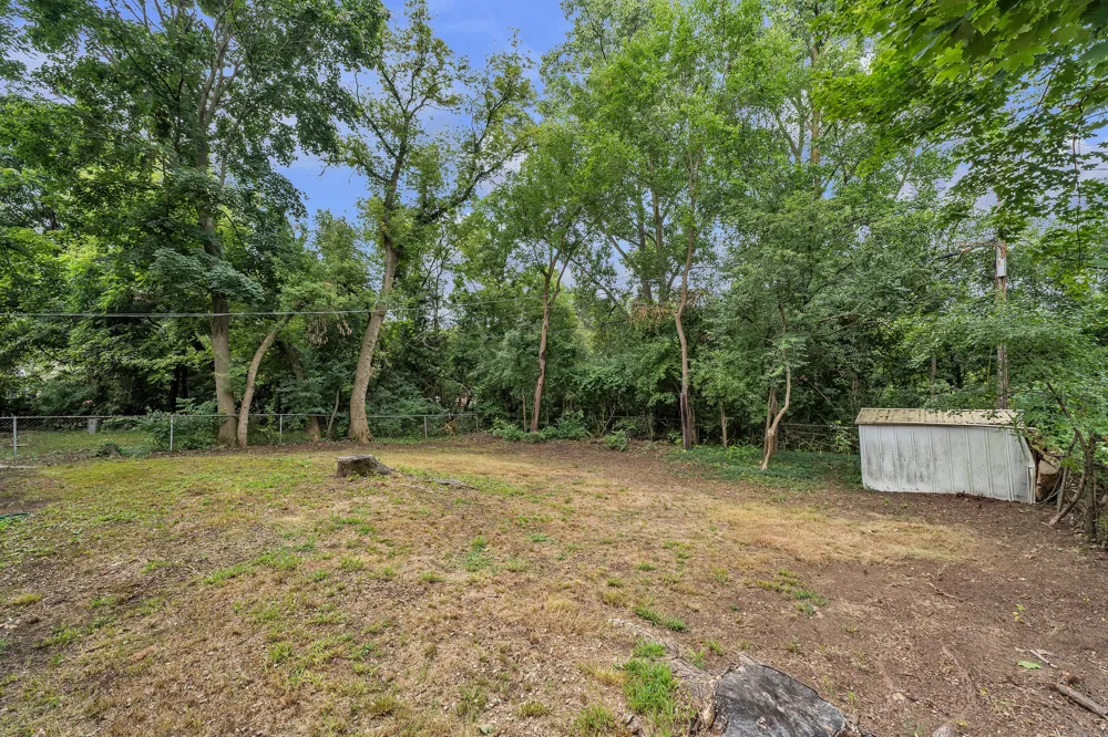 2267 Pontiac Trail Ann Arbor, MI 48105