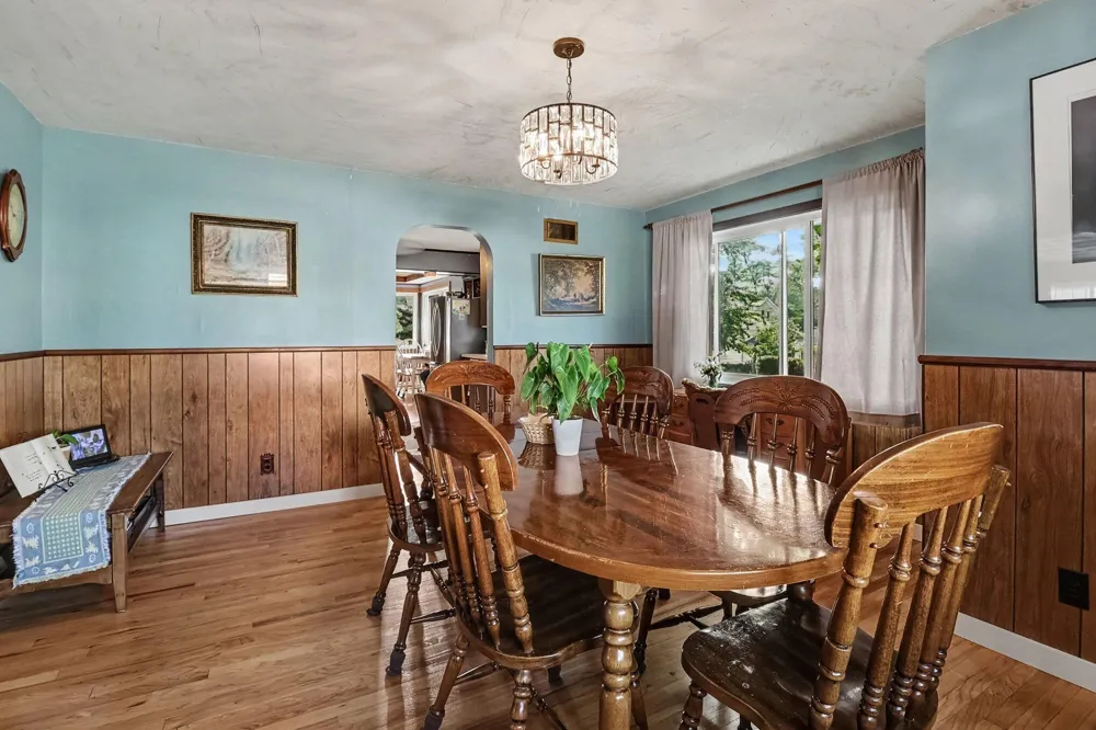 408 Lewis Street Ludington, MI 49431
