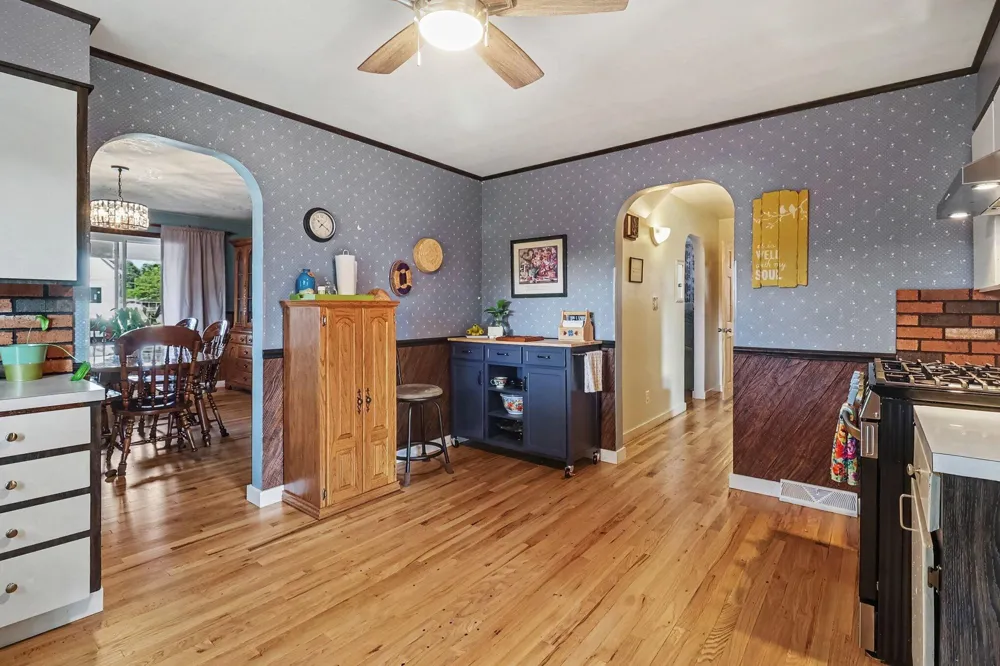 408 Lewis Street Ludington, MI 49431