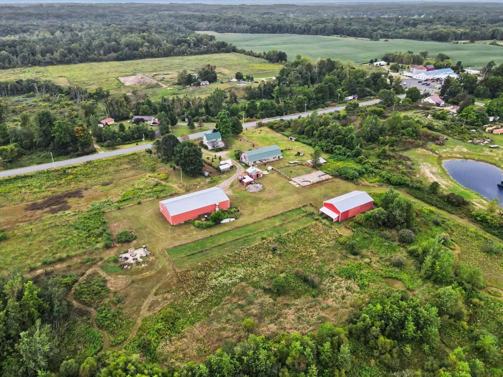 43666 County Road 388 Bloomingdale, MI 49026