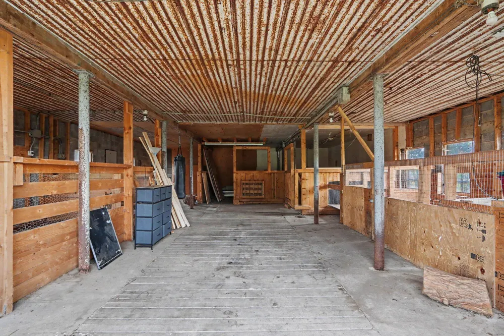 43666 County Road 388 Bloomingdale, MI 49026