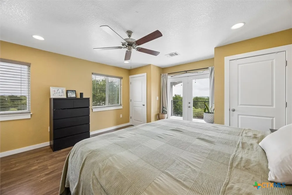 730 Spoke Hollow Road Lockhart, TX 78644