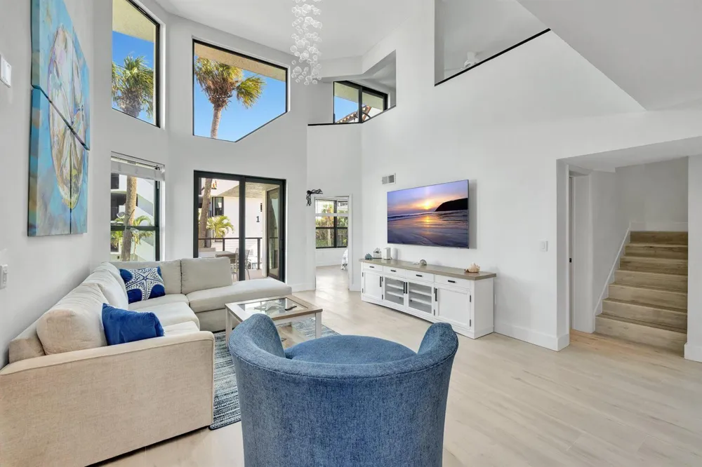 4100 Highway A1A #211 Hutchinson Island, FL 34949