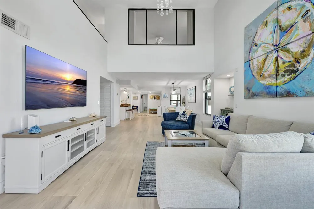 4100 Highway A1A #211 Hutchinson Island, FL 34949