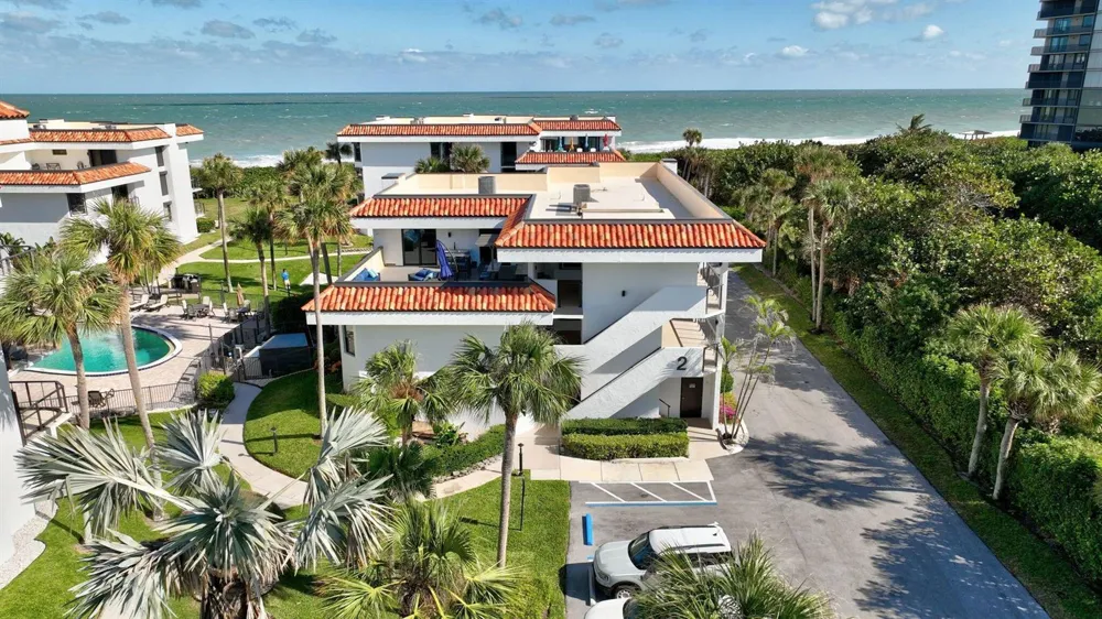 4100 Highway A1A #211 Hutchinson Island, FL 34949