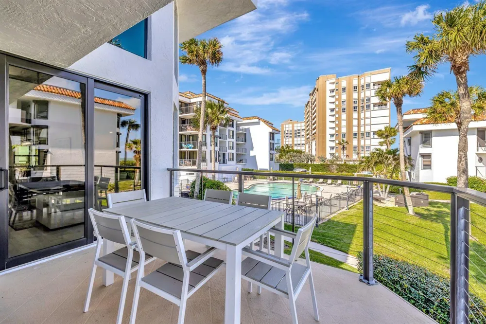 4100 Highway A1A #211 Hutchinson Island, FL 34949