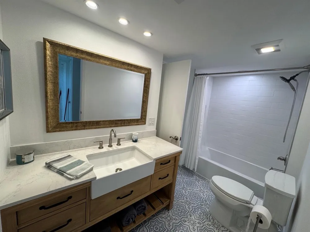 4100 Highway A1A #211 Hutchinson Island, FL 34949