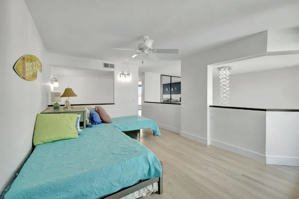 4100 Highway A1A #211 Hutchinson Island, FL 34949
