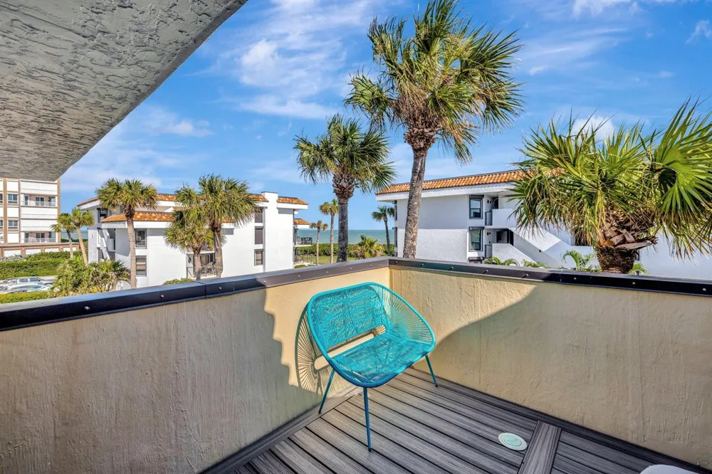 4100 Highway A1A #211 Hutchinson Island, FL 34949