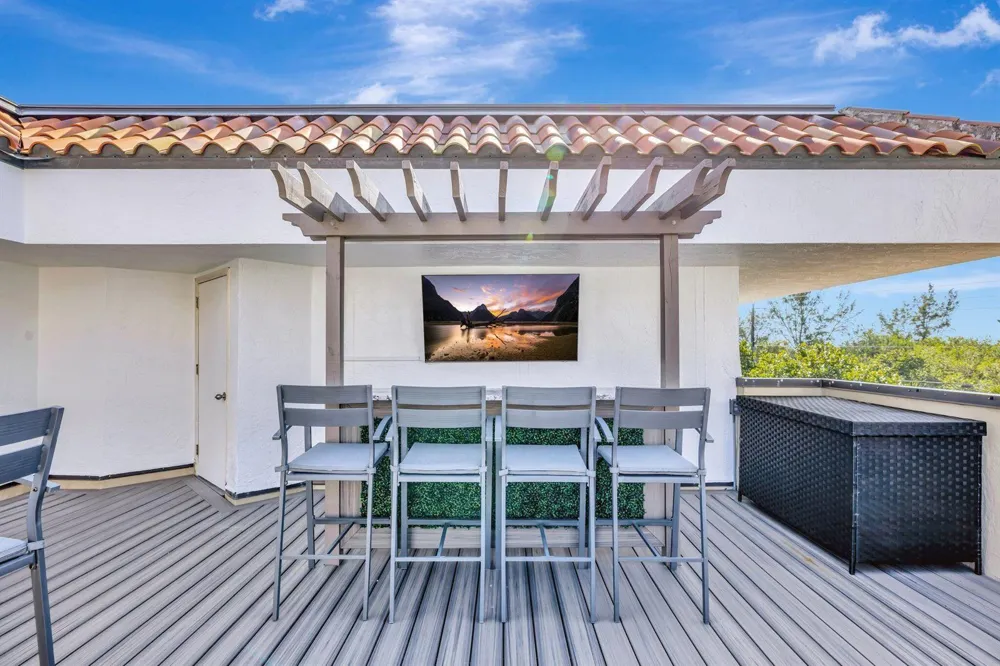 4100 Highway A1A #211 Hutchinson Island, FL 34949