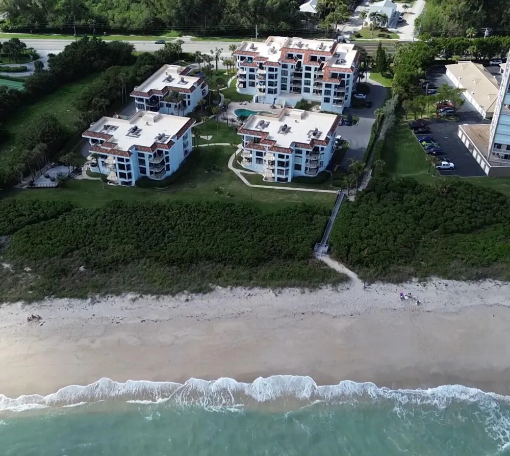 4100 Highway A1A #211 Hutchinson Island, FL 34949