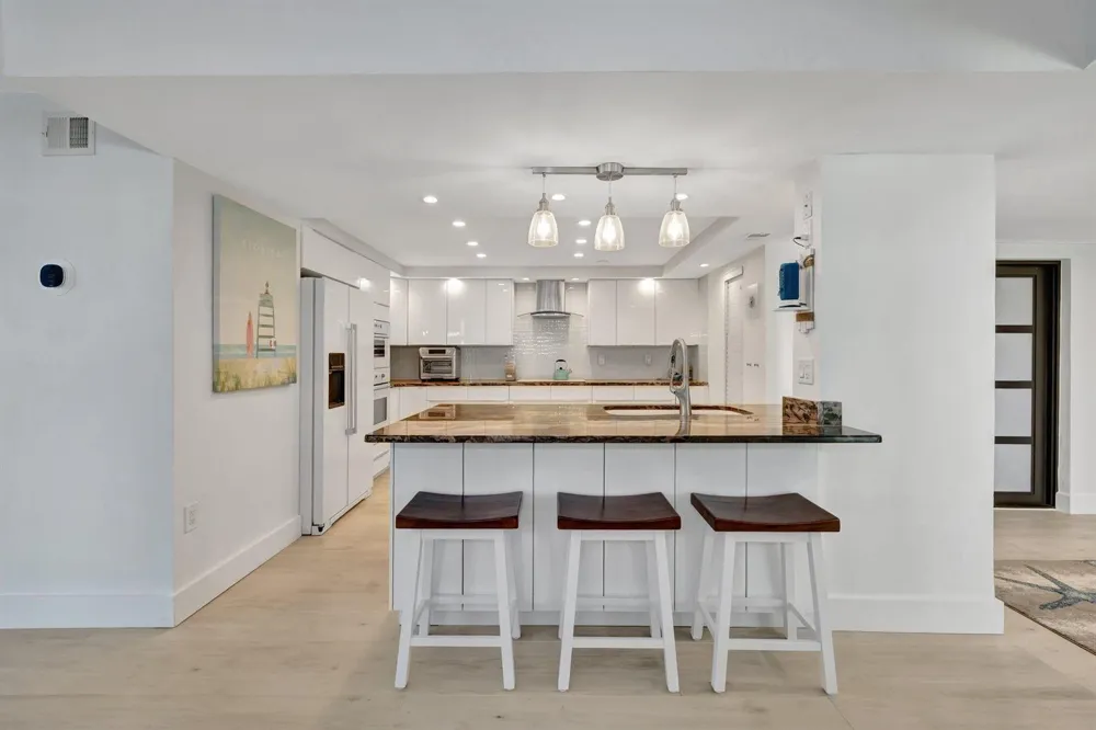 4100 Highway A1A #211 Hutchinson Island, FL 34949