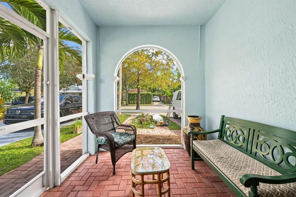703 SW 16TH COURT #703 Fort Lauderdale, FL 33315