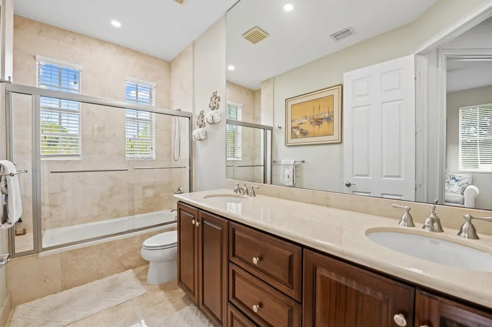703 SW 16TH COURT #703 Fort Lauderdale, FL 33315