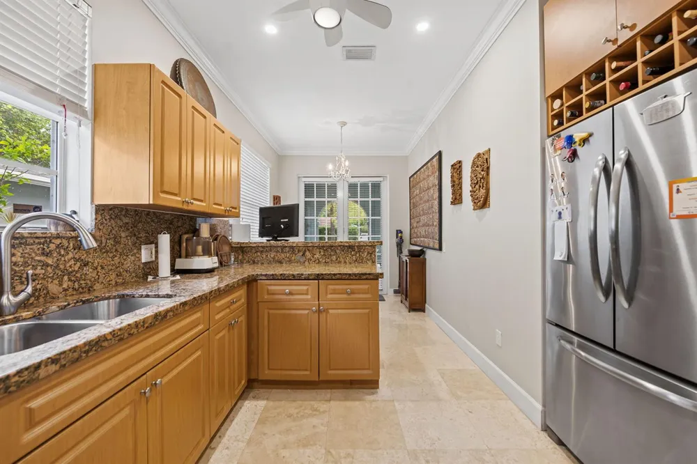 703 SW 16TH COURT #703 Fort Lauderdale, FL 33315